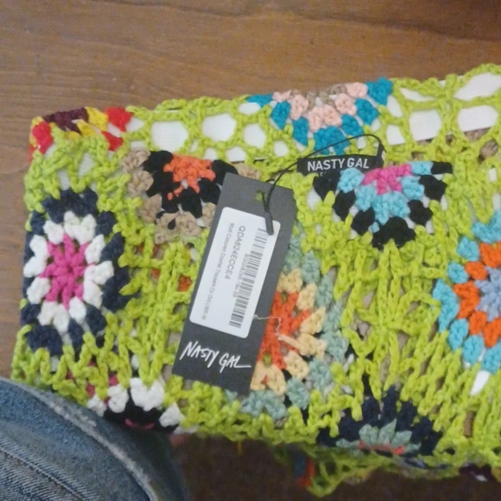Crochet floral pants - Picture 3 of 3